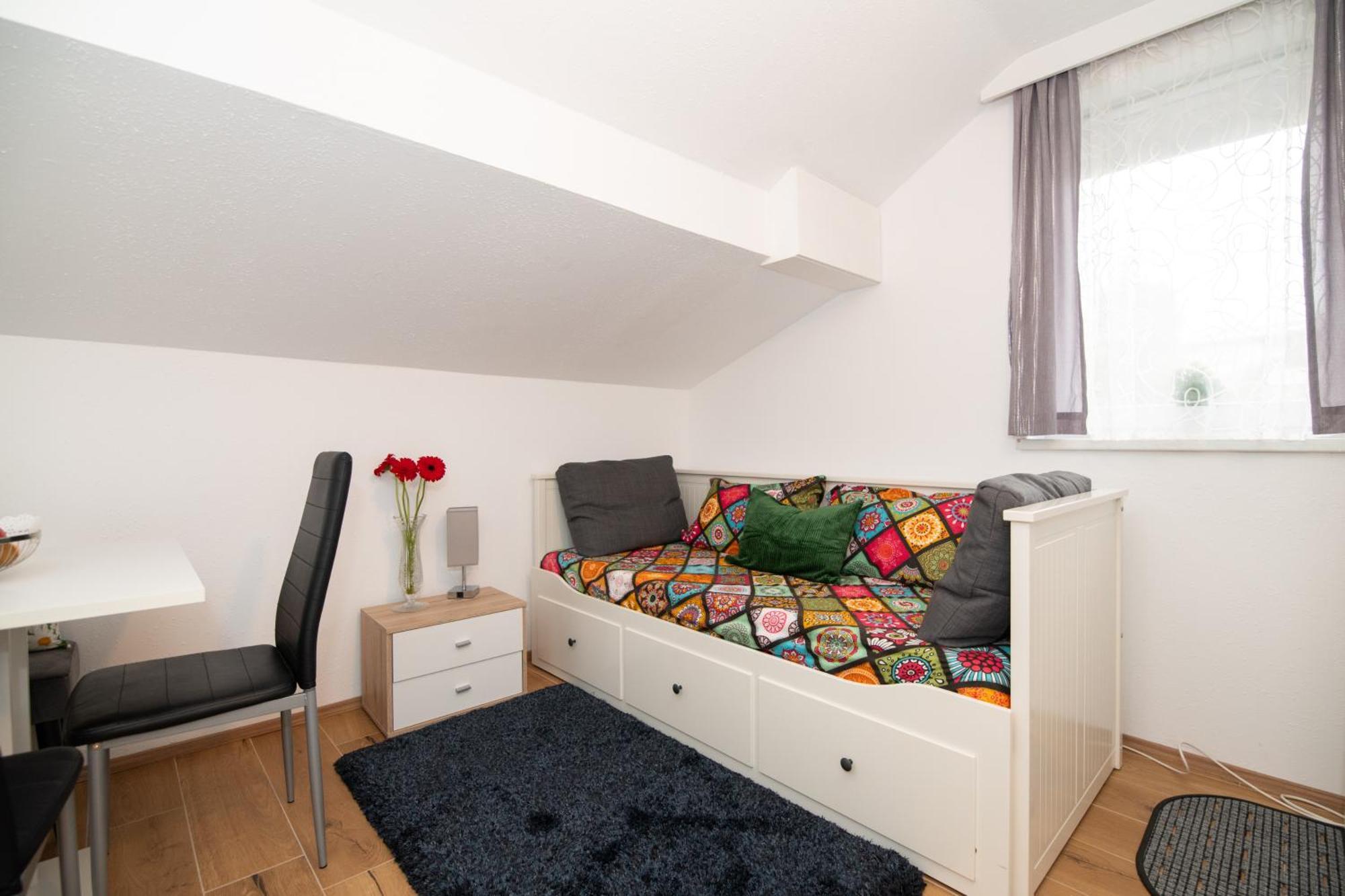 Ferienwohnung Waldblick, Faaker See Oberaichwald  Exteriör bild