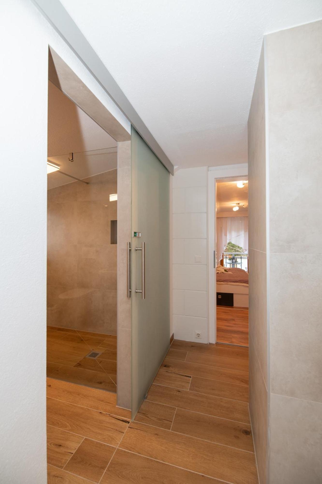 Ferienwohnung Waldblick, Faaker See Oberaichwald  Exteriör bild